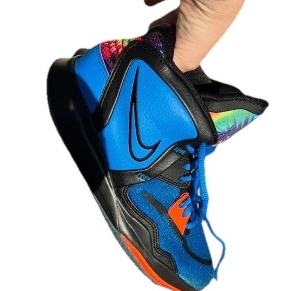 #82 Nike Kyrle  Infinity Se Gs  '  Tie Dye  ' Size 5.5 Y